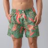 badeshorts hellgrün mit tropical print palmen und vogelprint